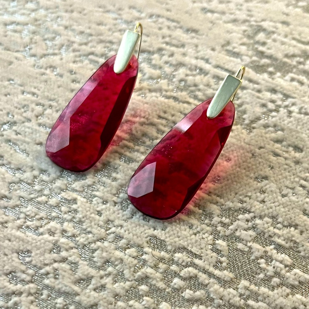 Kendra Scott Maize Drop Earrings -Red